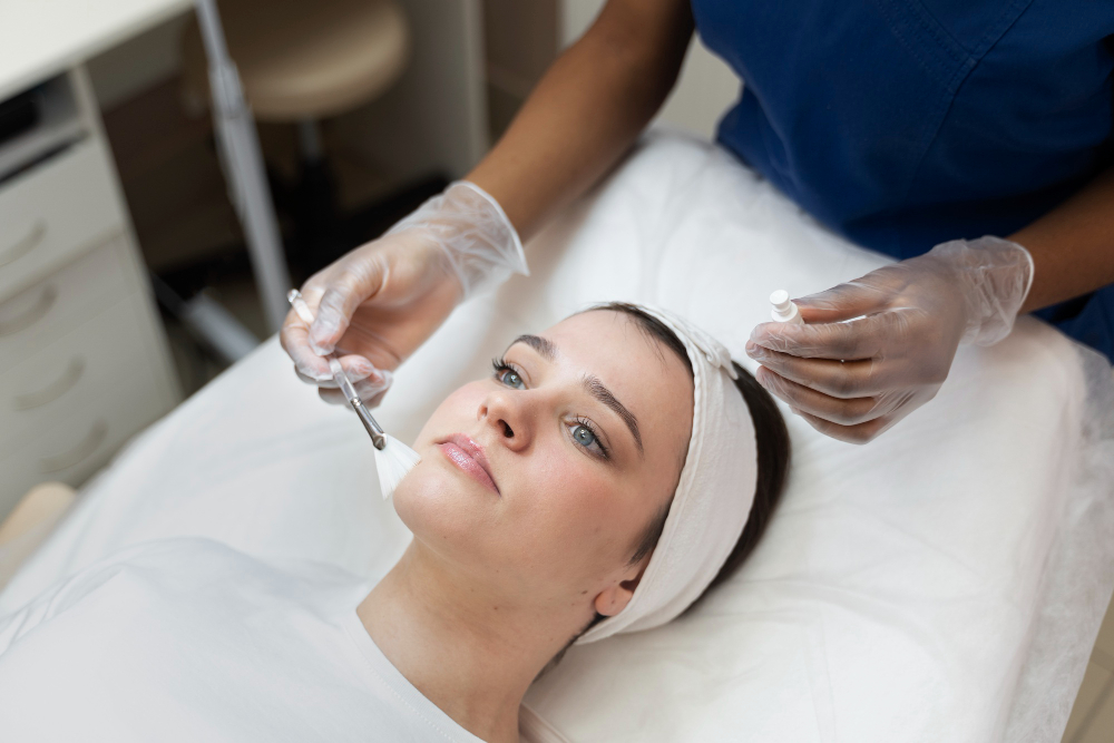 How a Chemical Peel Helps to Rid Surface Scars